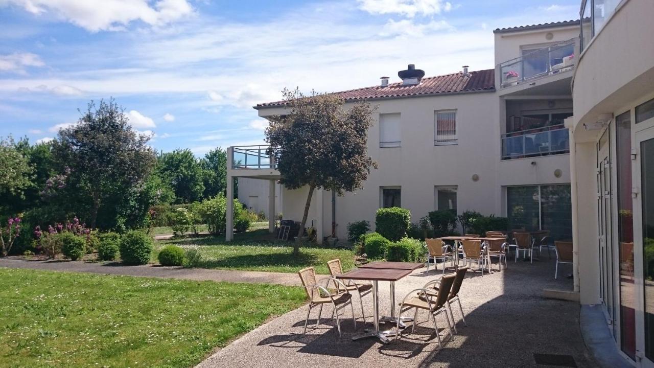 Les Gonds Domitys Le Clos De La Seigneurieアパートホテル エクステリア 写真
