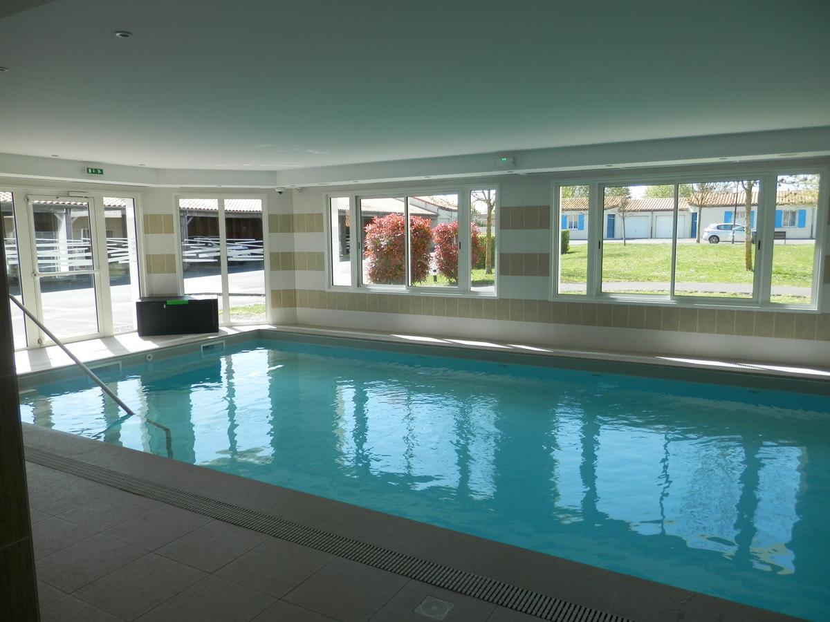 Les Gonds Domitys Le Clos De La Seigneurieアパートホテル エクステリア 写真